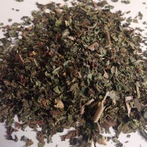 Comfrey Leaf (Symphytum officinale) Cut and Sifted, Organic
