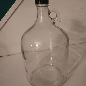 Glass Growler Jug with Lid, 1 Gallon